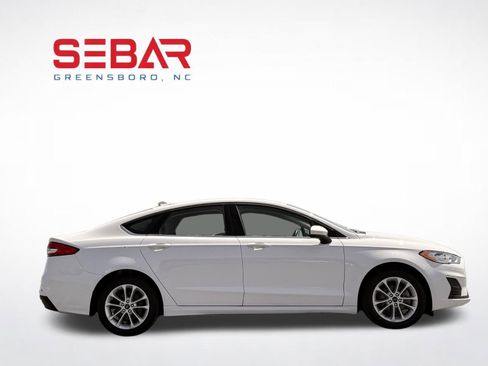 Used 2020 Ford Fusion SE FWD image 5