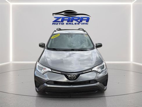 Used 2018 Toyota RAV4 LE w/ All Weather Liner Package AWD/4WD image 10