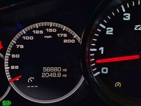 Used 2021 Porsche Cayenne Turbo AWD/4WD image 11