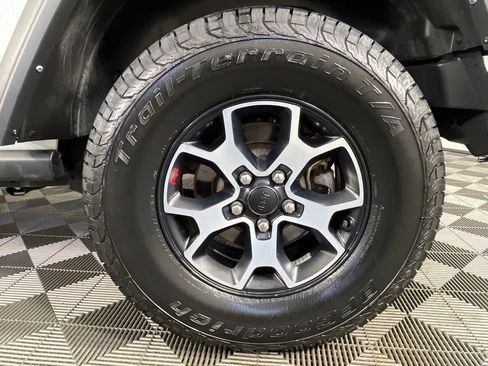 Used 2021 Jeep Wrangler Rubicon AWD/4WD image 15