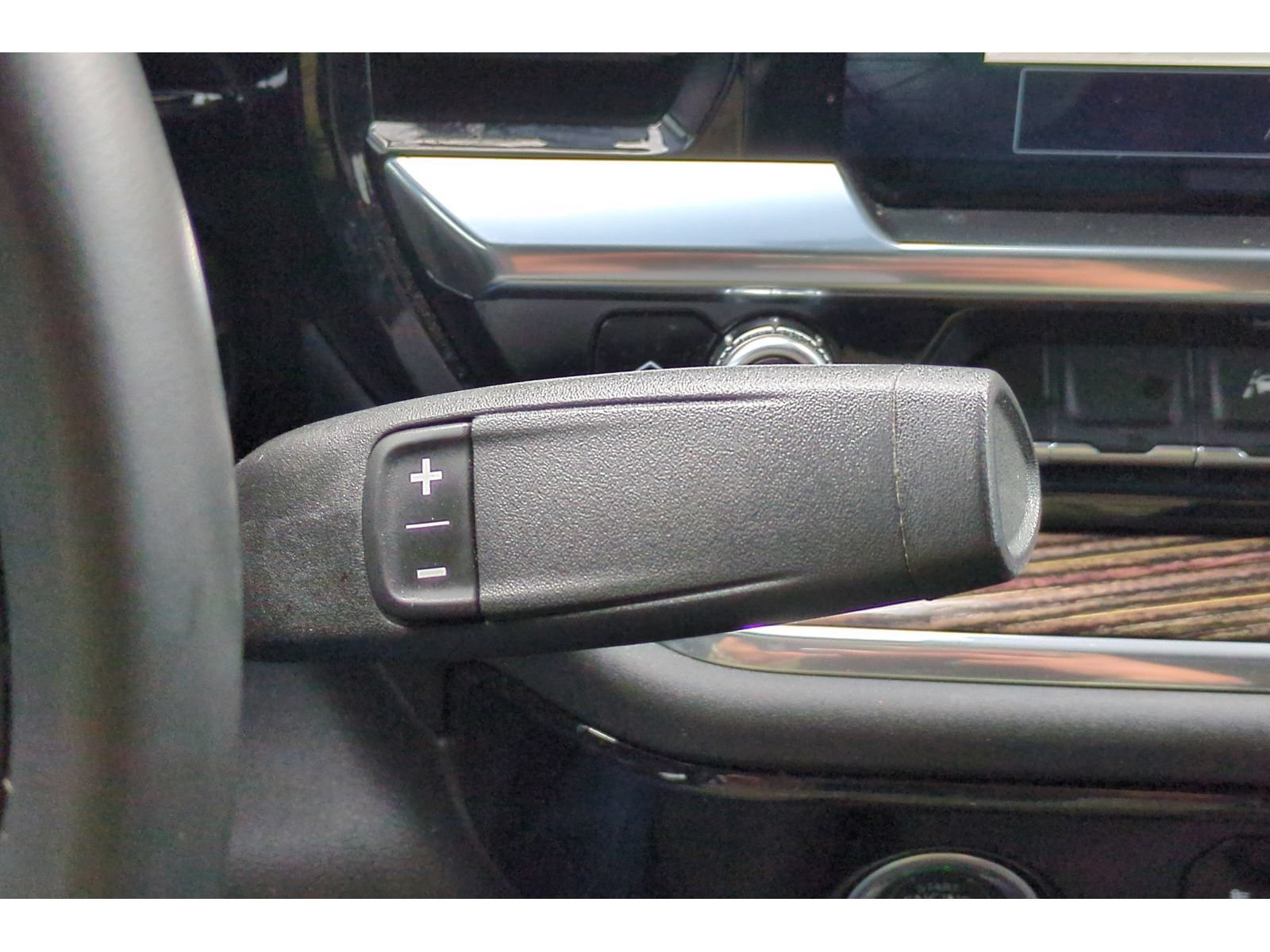 Used 2024 GMC Sierra 1500 Elevation AWD/4WD image 17