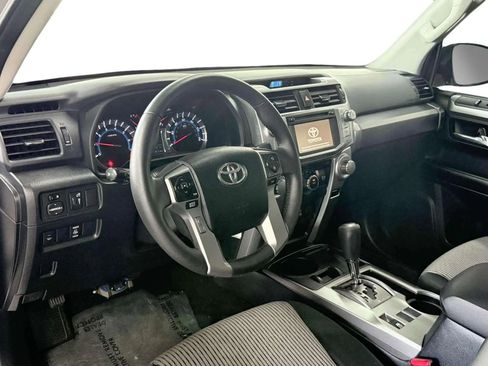 Used 2018 Toyota 4Runner SR5 image 9