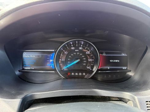 Used 2019 Ford Explorer Limited w/ Ford Safe & Smart Package AWD/4WD image 15