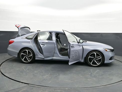 Used 2022 Honda Accord Sport image 49