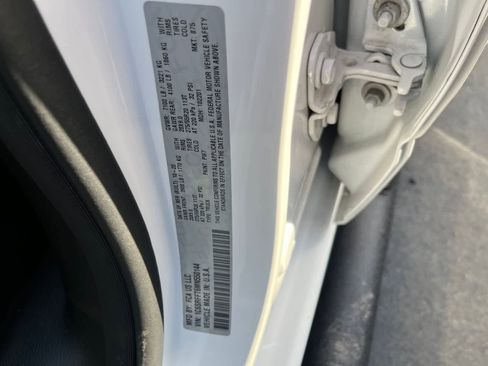 Used 2021 RAM 1500 Big Horn image 9