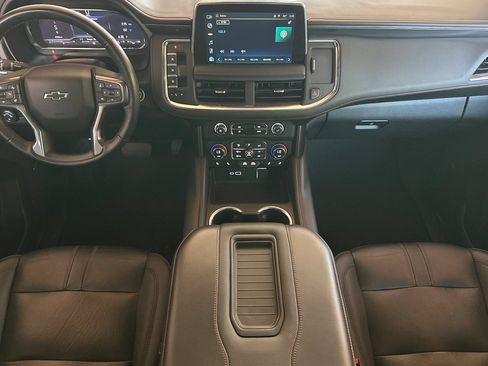 Used 2024 Chevrolet Suburban RST w/ Luxury Package AWD/4WD image 18
