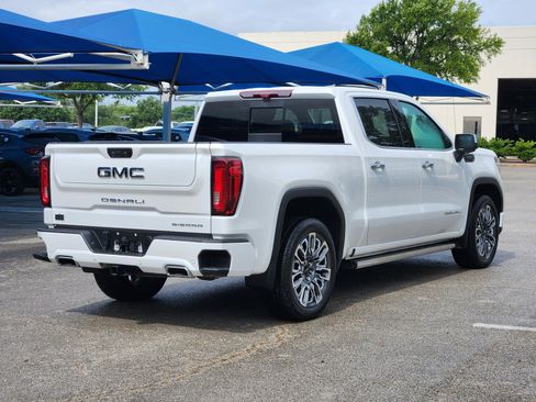 Used 2023 GMC Sierra 1500 Denali Ultimate AWD/4WD image 5