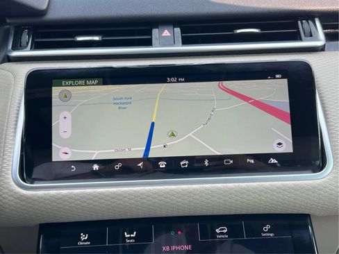 Used 2018 Land Rover Range Rover Velar R-Dynamic SE AWD/4WD image 38