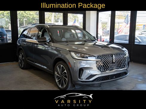 Used 2025 Lincoln Aviator Reserve w/ Equipment Group 201A AWD/4WD image 3