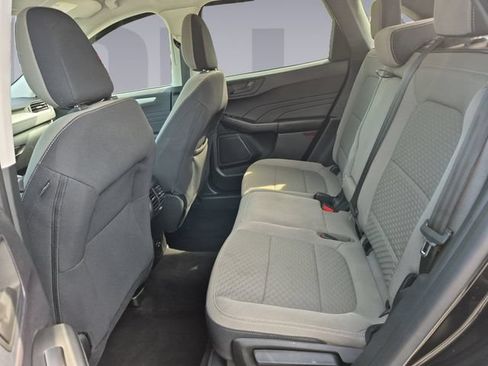 Used 2022 Ford Escape SE w/ SE Sport Appearance Package AWD/4WD image 16
