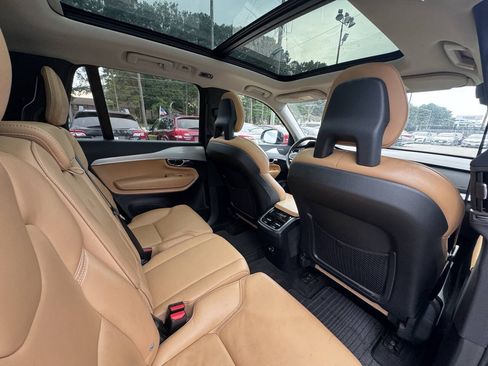 Used 2016 Volvo XC90 T6 Momentum AWD/4WD image 13