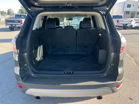 Used 2018 Ford Escape SEL FWD image 9