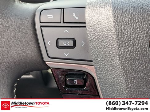Certified 2025 Toyota Camry SE AWD/4WD image 17