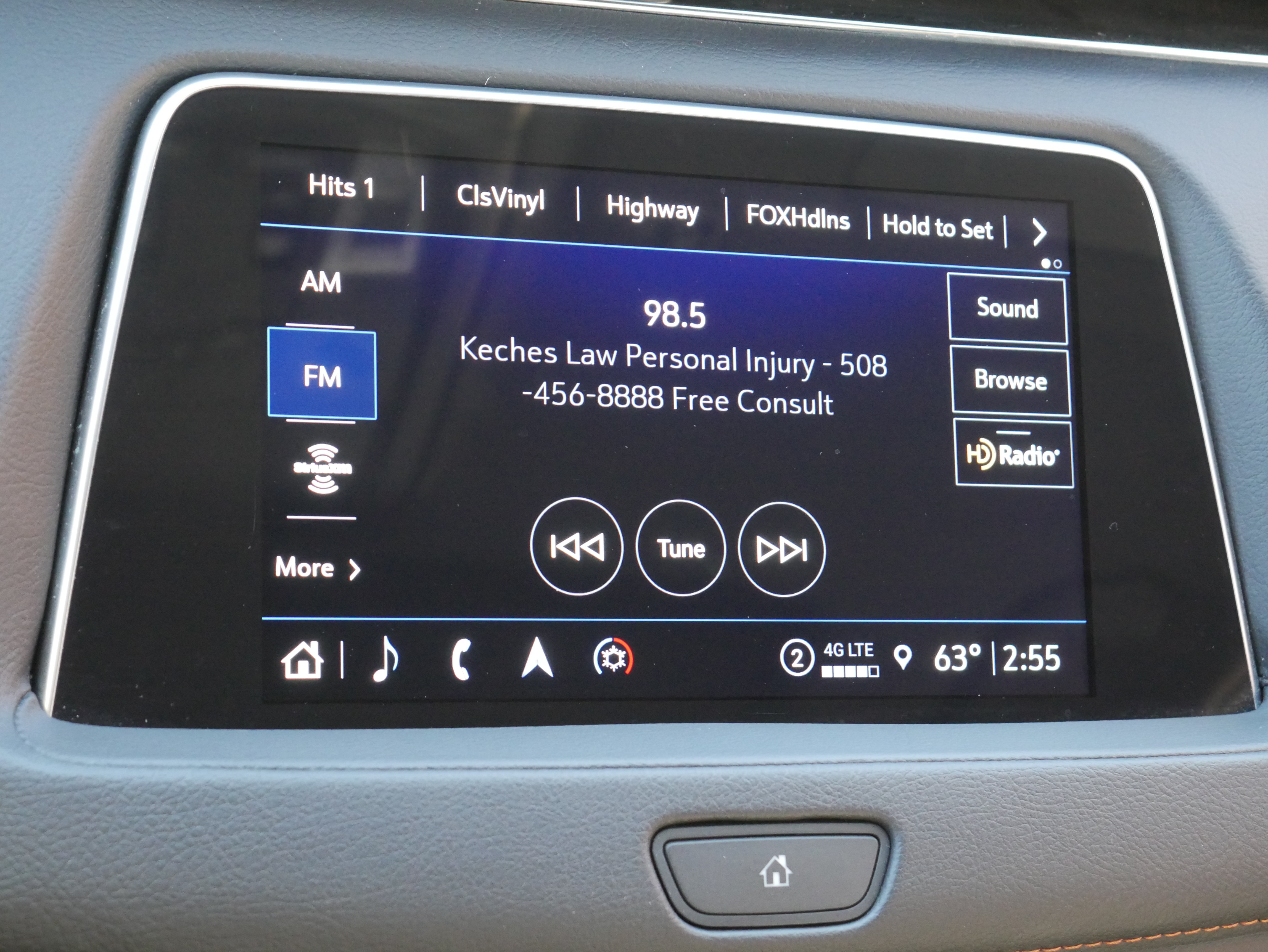 Used 2023 Cadillac XT4 Sport AWD/4WD image 18