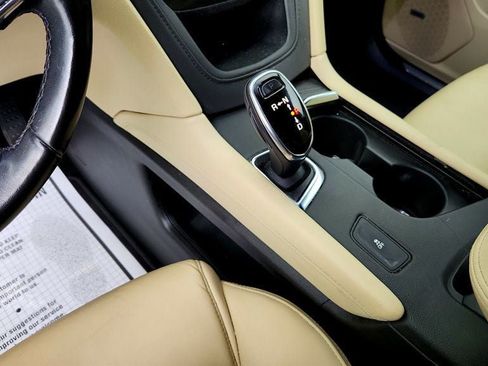 Used 2019 Cadillac XT5 Luxury FWD image 17