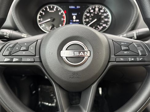 Used 2025 Nissan Sentra S image 18