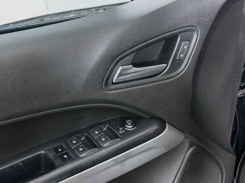 Used 2018 Chevrolet Colorado LT w/ LT Convenience Package RWD image 15