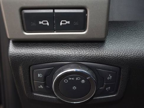 Used 2020 Ford F150 Lariat w/ Equipment Group 502A Luxury image 17