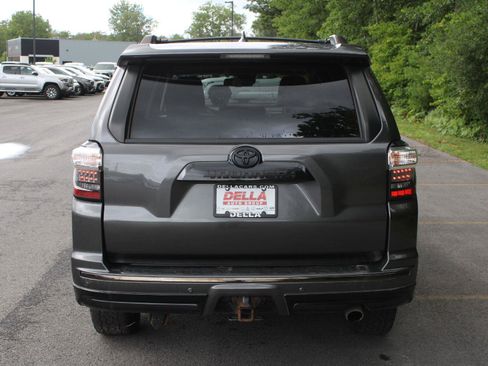 Used 2021 Toyota 4Runner Nightshade AWD/4WD image 6