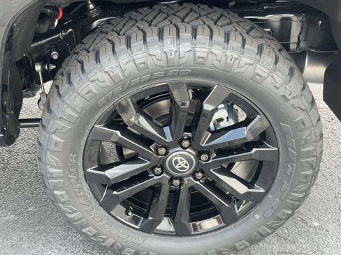New 2026 Toyota 4Runner Platinum AWD/4WD image 7