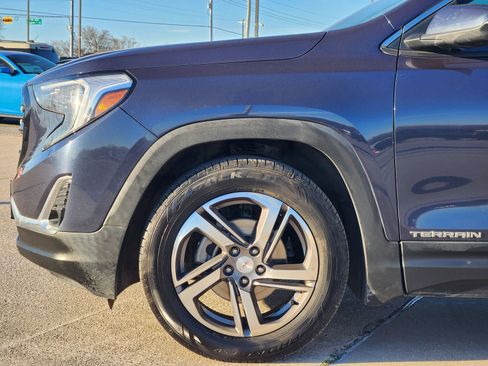 Used 2018 GMC Terrain SLT w/ Preferred Package image 9