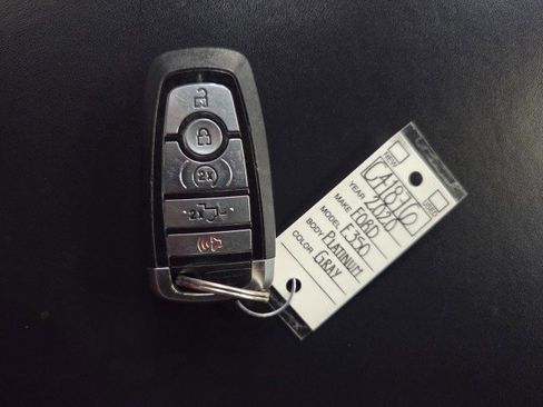 Used 2020 Ford F350 Platinum image 44