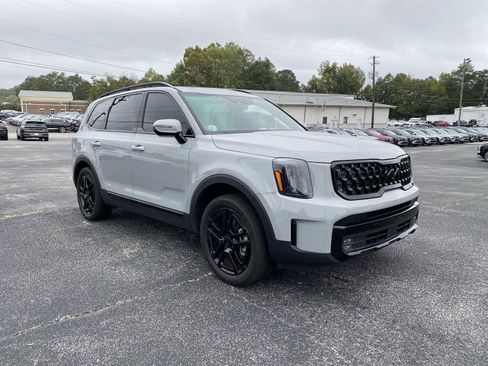 Used 2025 Kia Telluride SX Prestige X-Line image 2