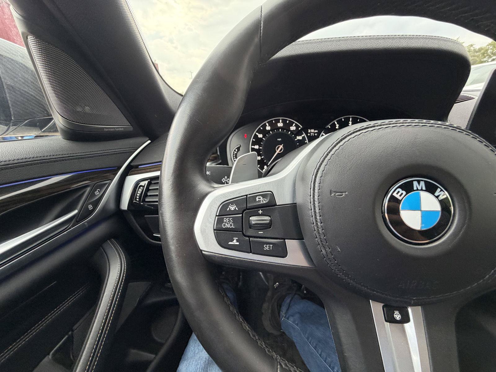 Used 2018 BMW M550i xDrive AWD/4WD image 16