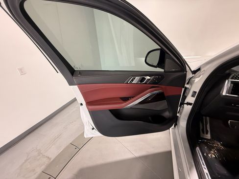 Used 2024 BMW X6 xDrive40i w/ Premium Package AWD/4WD image 18
