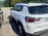 Used 2023 Jeep Compass Latitude image 5