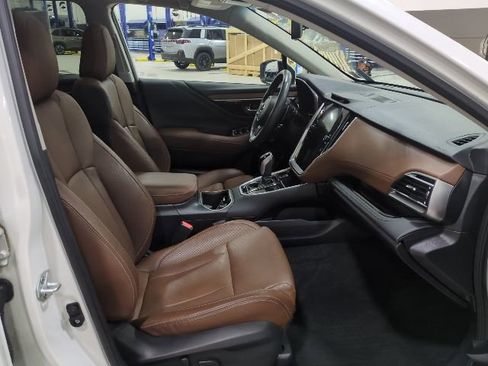 Certified 2022 Subaru Outback Touring XT image 8