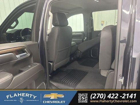 Used 2022 Chevrolet Silverado 1500 RST image 11