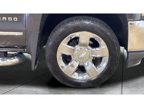 Used 2016 Chevrolet Silverado 1500 LTZ w/ Sport Package AWD/4WD image 20