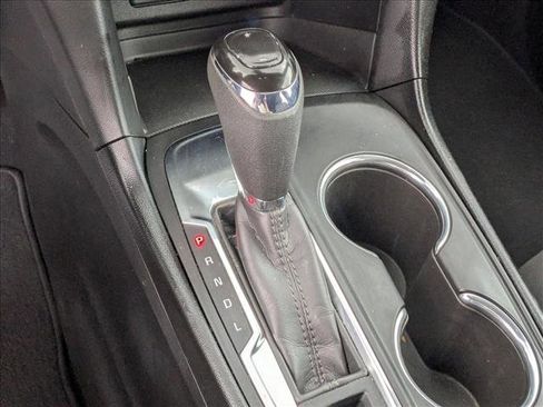 Used 2020 Chevrolet Equinox LT FWD image 11