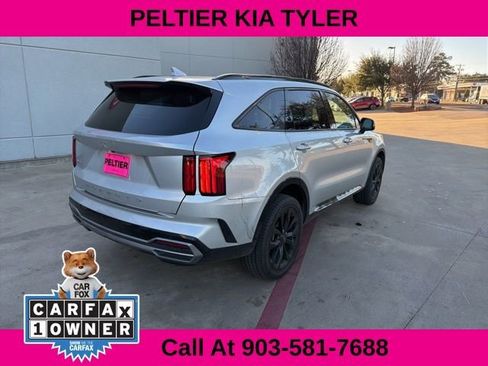 Used 2022 Kia Sorento SX image 12
