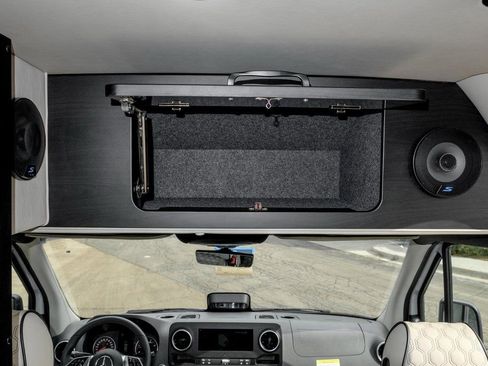 New 2025 Mercedes-Benz Sprinter 3500 image 44