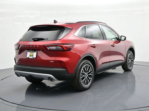 New 2026 Ford Escape SE w/ Class II Trailer Tow Package image 6