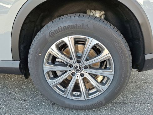 New 2026 Mercedes-Benz GLC 300 4MATIC image 5