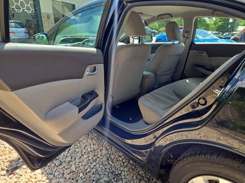 Used 2012 Honda Civic LX image 16