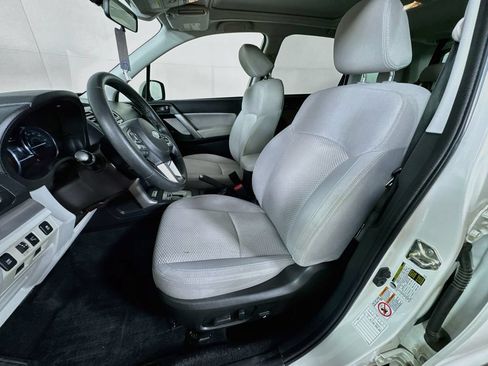 Used 2018 Subaru Forester 2.5i Premium AWD/4WD image 25