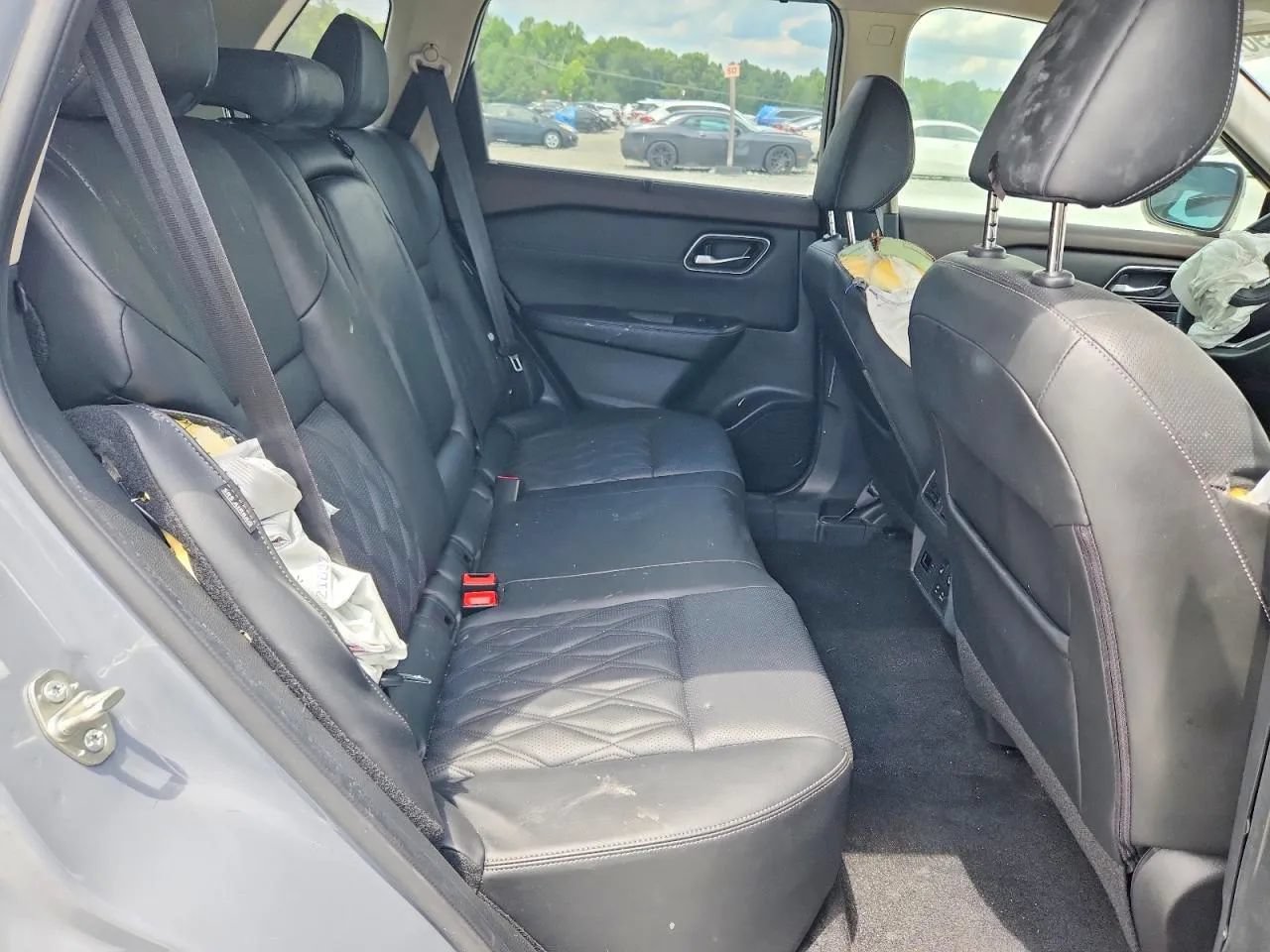 Used 2021 Nissan Rogue Platinum FWD image 11