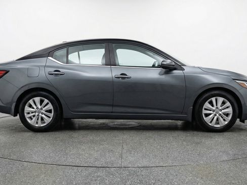 Used 2025 Nissan Sentra S FWD image 11