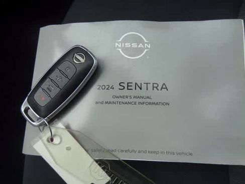 Used 2024 Nissan Sentra SV FWD image 32