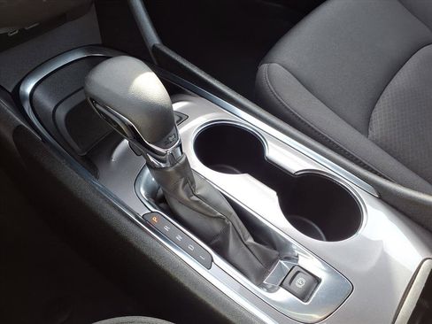 Used 2023 Chevrolet Malibu LT image 7