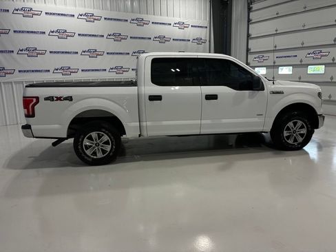 Used 2016 Ford F150 XLT AWD/4WD image 5