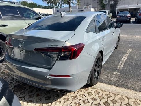 Certified 2025 Honda Civic Sport image 5