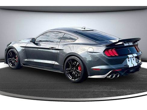 Used 2020 Ford Mustang Shelby GT500 w/ Technology Package RWD image 18