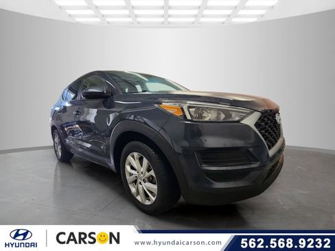 Used 2020 Hyundai Tucson SE image 1