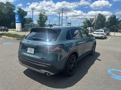 Certified 2026 Honda HR-V Sport image 8