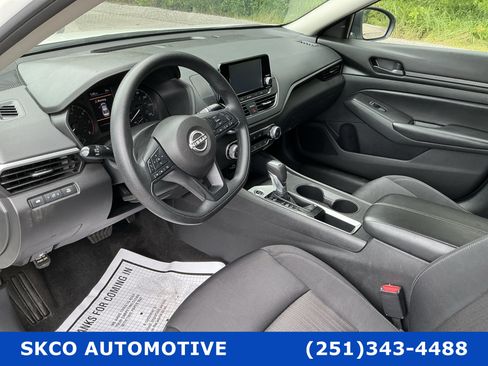 Used 2024 Nissan Altima 2.5 S FWD image 20